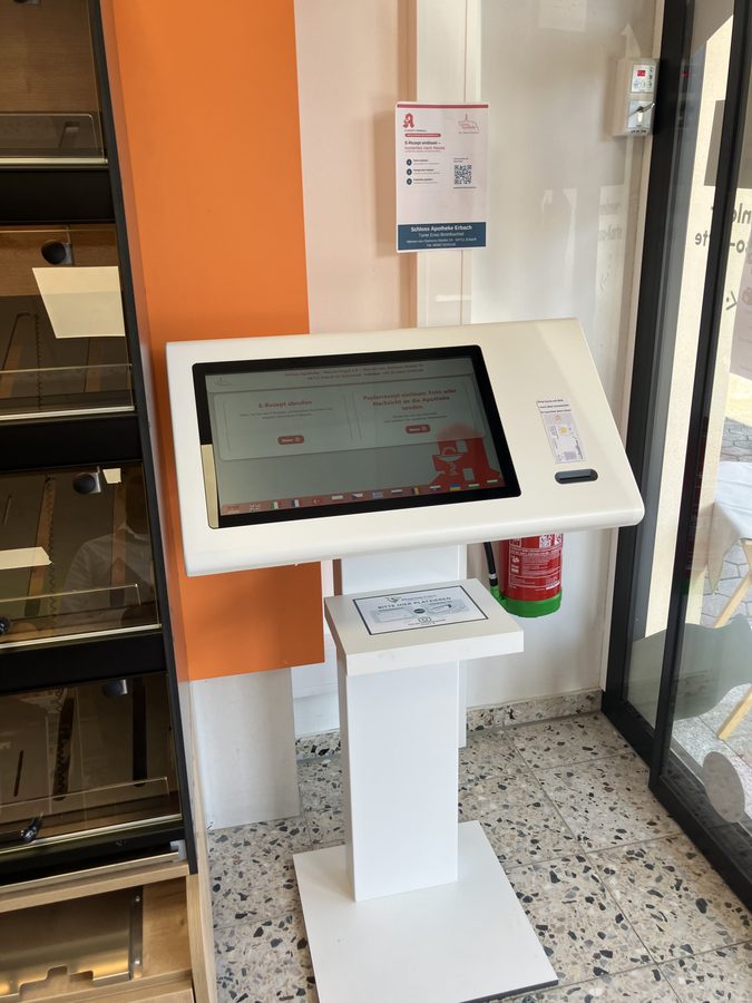 E-Rezept-Terminal im Tante Enso Laden im Brombachtal